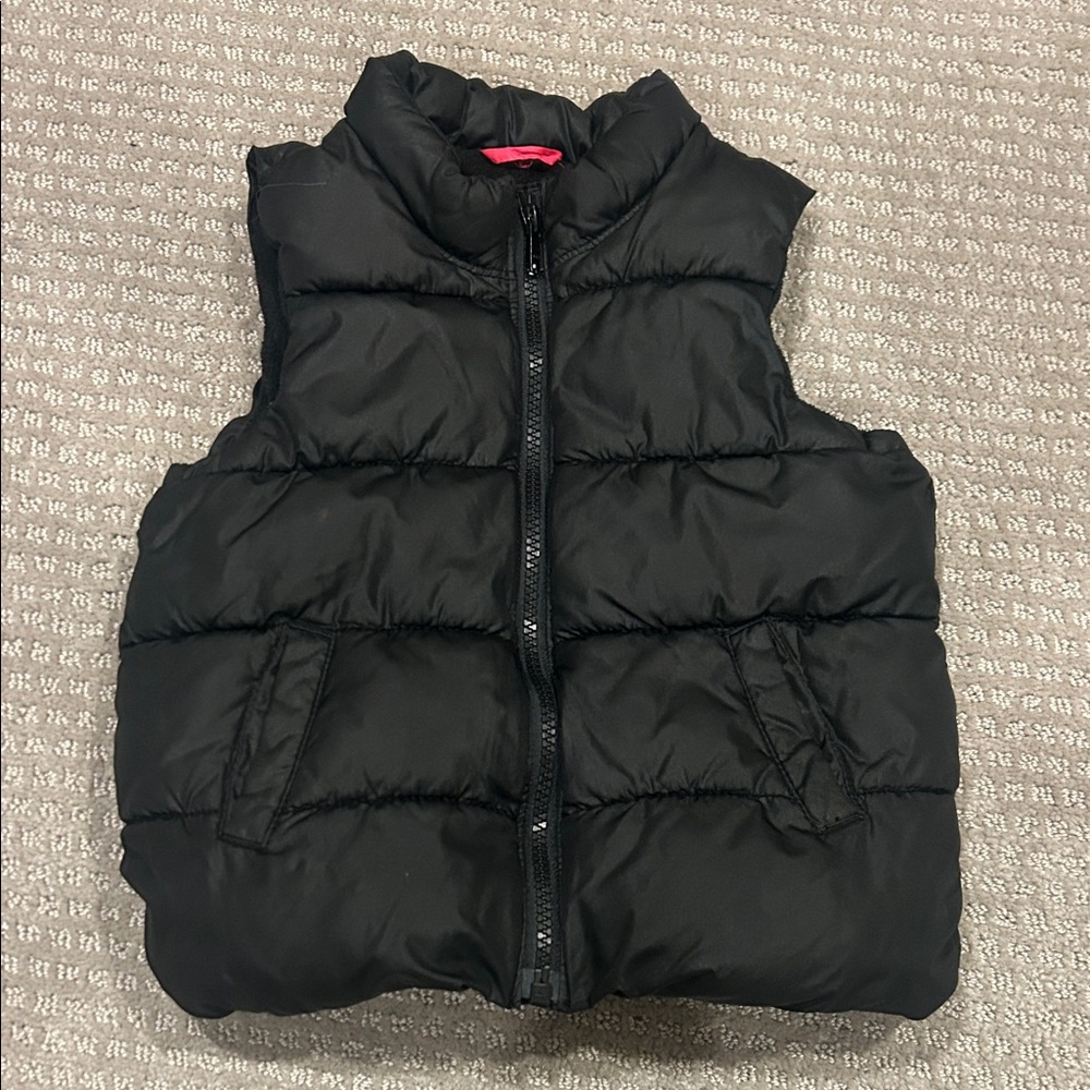 Old Navy Black Puffer vest